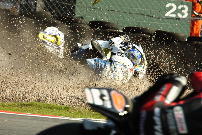 BSB Oulton Hill Crashes Into The Gravel Pit