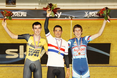 Nat Tracks 2009 - Chris Newton - 