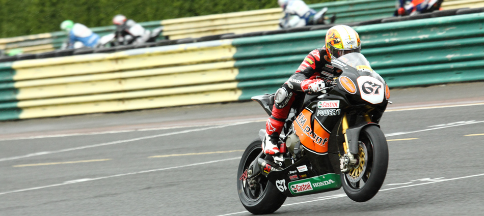 Shakey Byrne - Race 1 - BSB Croft 2011